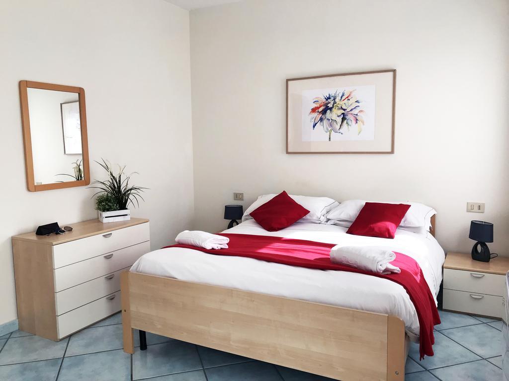 Residence Marconi Terracina Εξωτερικό φωτογραφία
