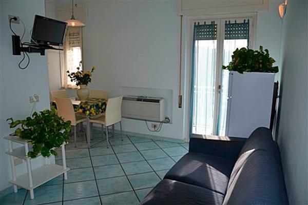 Residence Marconi Terracina Εξωτερικό φωτογραφία